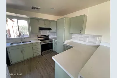 7434 E 24th Street, Tucson, AZ 85710 - Photo 1