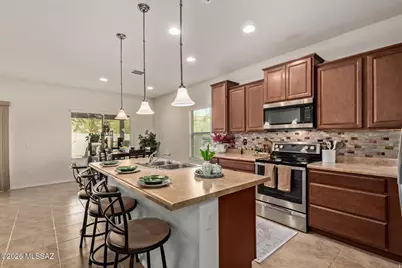 33938 S Garrison Lane, Red Rock, AZ 85145 - Photo 1