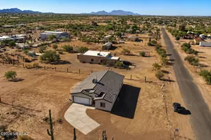 12603 N Carbine Rd, Marana, AZ 85653 - Photo 1