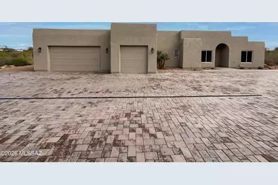 1061 N Deer Glen Place, Tucson, AZ 85745 - Photo 1