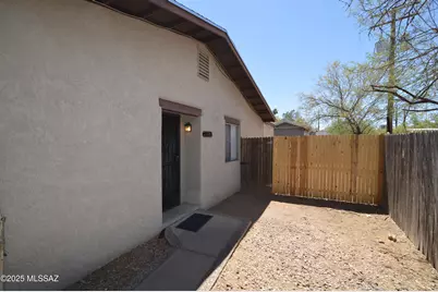 2427 N Orchard Avenue, Tucson, AZ 85712 - Photo 1