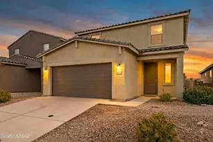 4818 E Greenway Wash Dr, Tucson, AZ 85706 - Photo 1