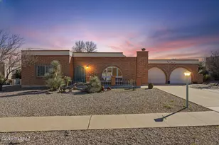 250 E Paseo Chuparosas, Green Valley, AZ 85614 - Photo 1