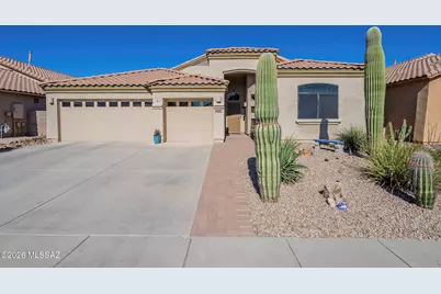 8133 N High Branch Drive W, Tucson, AZ 85743 - Photo 1