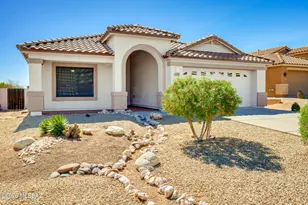 1061 W Placita Vargas, Green Valley, AZ 85614 - Photo 1