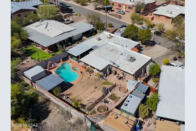2209 W Window Rock Drive, Tucson, AZ 85745 - Photo 1