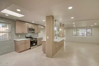 1443 S Park Lane, Tucson, AZ 85710 - Photo 1