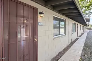 2821 N Columbus Blvd, Tucson, AZ 85712 - Photo 1