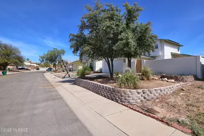 9280 N Monmouth Court, Tucson, AZ 85742 - Photo 1