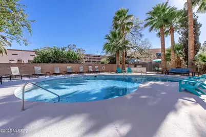 425 W Paseo Redondo #4H, Tucson, AZ 85701 - Photo 1