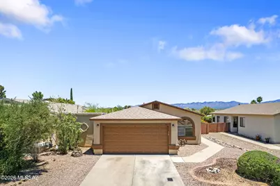 184 E Camino De Diana, Green Valley, AZ 85614 - Photo 1