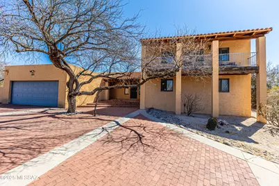 3352 N Riverbend Ci Circle N, Tucson, AZ 85750 - Photo 1