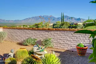 1383 W Camino Calderon, Green Valley, AZ 85622 - Photo 1
