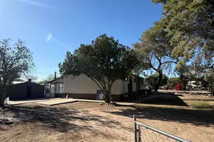 1501 W Gretchen Dr, Tucson, AZ 85705 - Photo 1