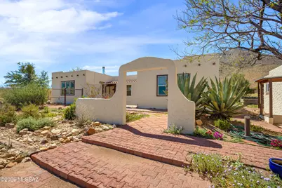 6500 E Desperado Drive, Hereford, AZ 85615 - Photo 1