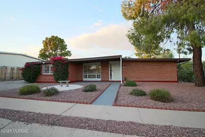 8133 E Colette Place, Tucson, AZ 85710 - Photo 1