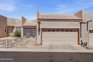 448 W Deerwood Ln, Green Valley, AZ 85614 - Photo 1