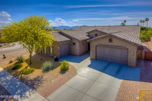8461 N Gallant Fox Dr, Tucson, AZ 85704 - Photo 1