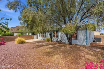 8974 N Valhalla Drive, Tucson, AZ 85743 - Photo 1