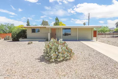 351 S Holcomb Place, Vail, AZ 85641 - Photo 1