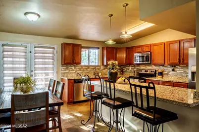 3022 S Oberon Road, Tucson, AZ 85713 - Photo 1