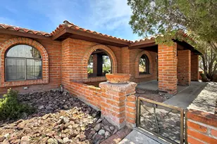 3640 N River Hills Dr, Tucson, AZ 85750 - Photo 1
