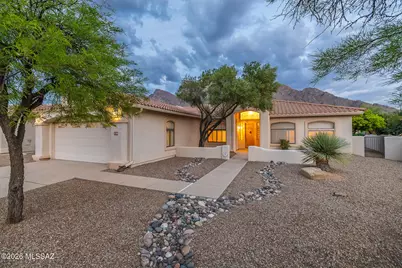 126 E Silverstone Place, Tucson, AZ 85737 - Photo 1