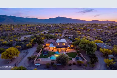7350 S Cactus Thorn Lane, Tucson, AZ 85747 - Photo 1