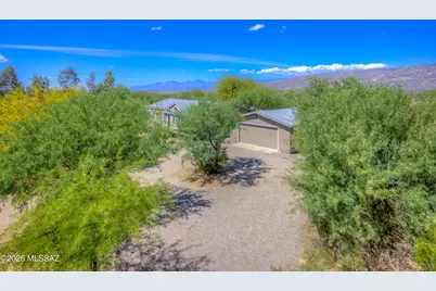 13675 E Crazy Horse Trail, Vail, AZ 85641 - Photo 1