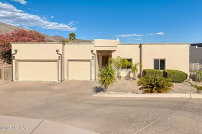 6460 N Regal Manor Drive, Tucson, AZ 85750 - Photo 1