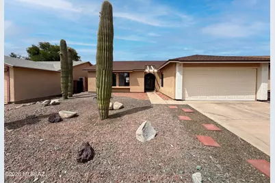 10149 E Danbury Place, Tucson, AZ 85748 - Photo 1