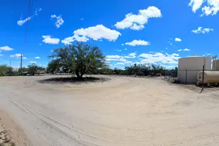 10589 S Brandywine Ln, Tucson, AZ 85736 - Photo 1