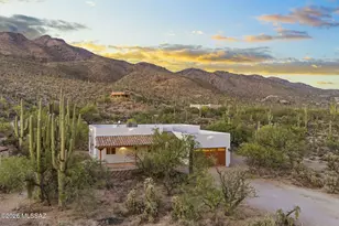 11025 E Ocotillo Dr, Tucson, AZ 85749 - Photo 1