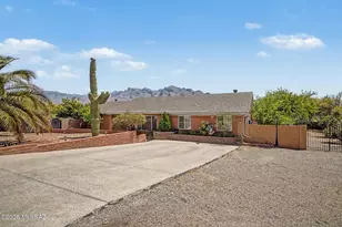 1661 W Cascabella Dr, Tucson, AZ 85737 - Photo 1