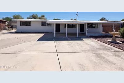 1133 W Edgewater Drive, Tucson, AZ 85704 - Photo 1