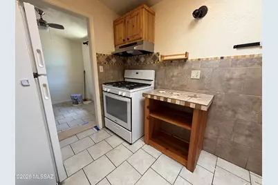 1932 S Campbell Avenue, Tucson, AZ 85713 - Photo 1