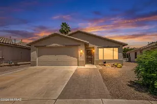 8908 N Tortolita Bluffs Pl, Tucson, AZ 85742 - Photo 1