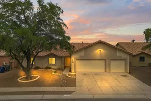7699 S Zircon Crystal Dr, Tucson, AZ 85747 - Photo 1