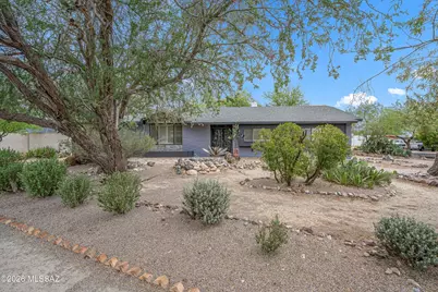 8302 E Kenyon Drive, Tucson, AZ 85710 - Photo 1