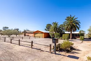 821 N Corinth Ave, Tucson, AZ 85710 - Photo 1
