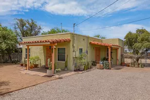 437 E Blacklidge Dr, Tucson, AZ 85705 - Photo 1
