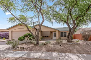 7983 S Teaberry Ave, Tucson, AZ 85747 - Photo 1