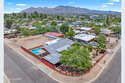 1262 W La Osa Drive, Tucson, AZ 85705 - Photo 1