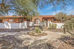 344 S Paseo Pena, Green Valley, AZ 85614 - Photo 1