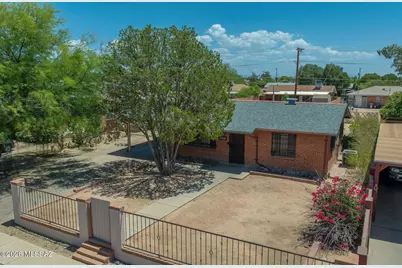 2426 E 20th Street, Tucson, AZ 85719 - Photo 1