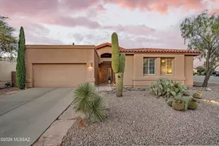 204 N Fenceline Dr, Tucson, AZ 85748 - Photo 1