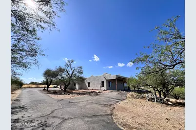 1040 N Wentworth Road, Vail, AZ 85641 - Photo 1