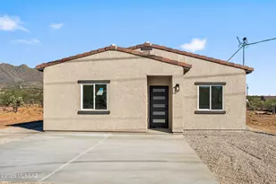 87 Vereda Patria, Rio Rico, AZ 85648 - Photo 1