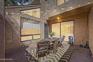 5675 N Camino Esplendora, Tucson, AZ 85718 - Photo 1