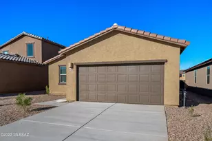 6330 S Crescent Peak Dr, Tucson, AZ 85706 - Photo 1